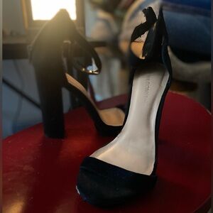 “Wild Diva” brand black velvet high heels